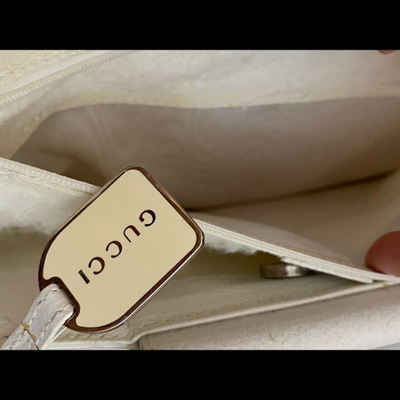 Authentic Beautiful Gucci Hand/Tote Bag - Picture 12 of 15